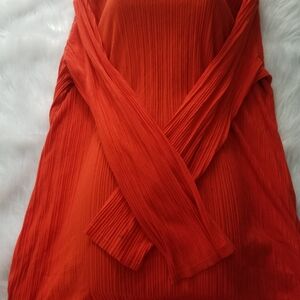 Scoop Bright Orange-Red Top